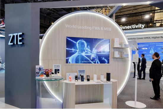 【新闻稿】AI战略与游戏赛道全面开花 中兴通讯全场景AI终端矩阵亮相MWC26巴塞罗那1786.png